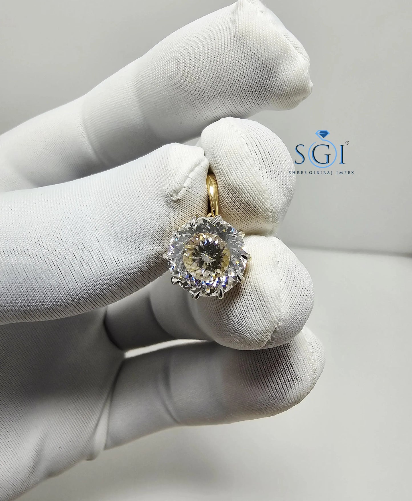 18K Gold Moissanite Solitaire Pendant: Handmade Fine Jewelry, 4.15 Carat