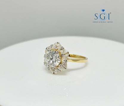 2.80ctw Round & Marquise-Cut Moissanite Diamond Vintage-Inspired Luxurious Gold Ring