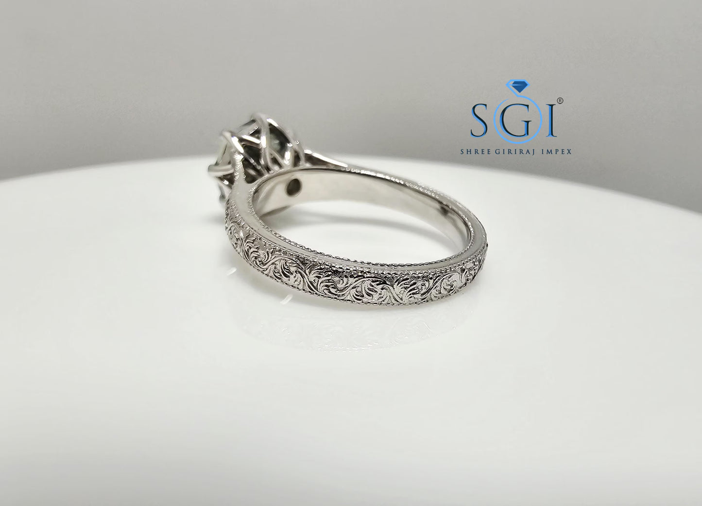 Elegant 3Ct Natural Green Octa Hexagon Moissanite Ring in Silver Vintage StyleJewelry