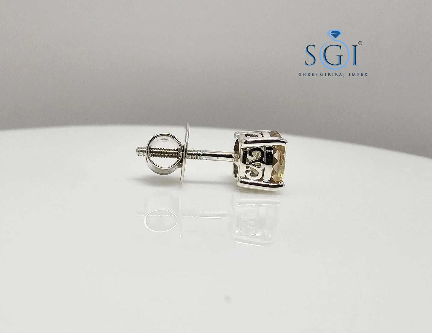 Men’s 6.5mm Fancy Yellow Moissanite Stud – 1CT Solitaire in White Gold