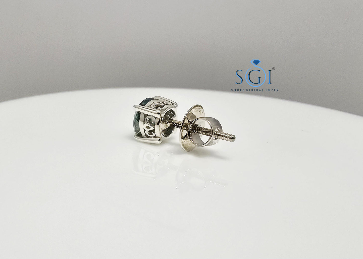Blue Moissanite Solitaire Stud – Men’s White Gold 6.5mm Earring