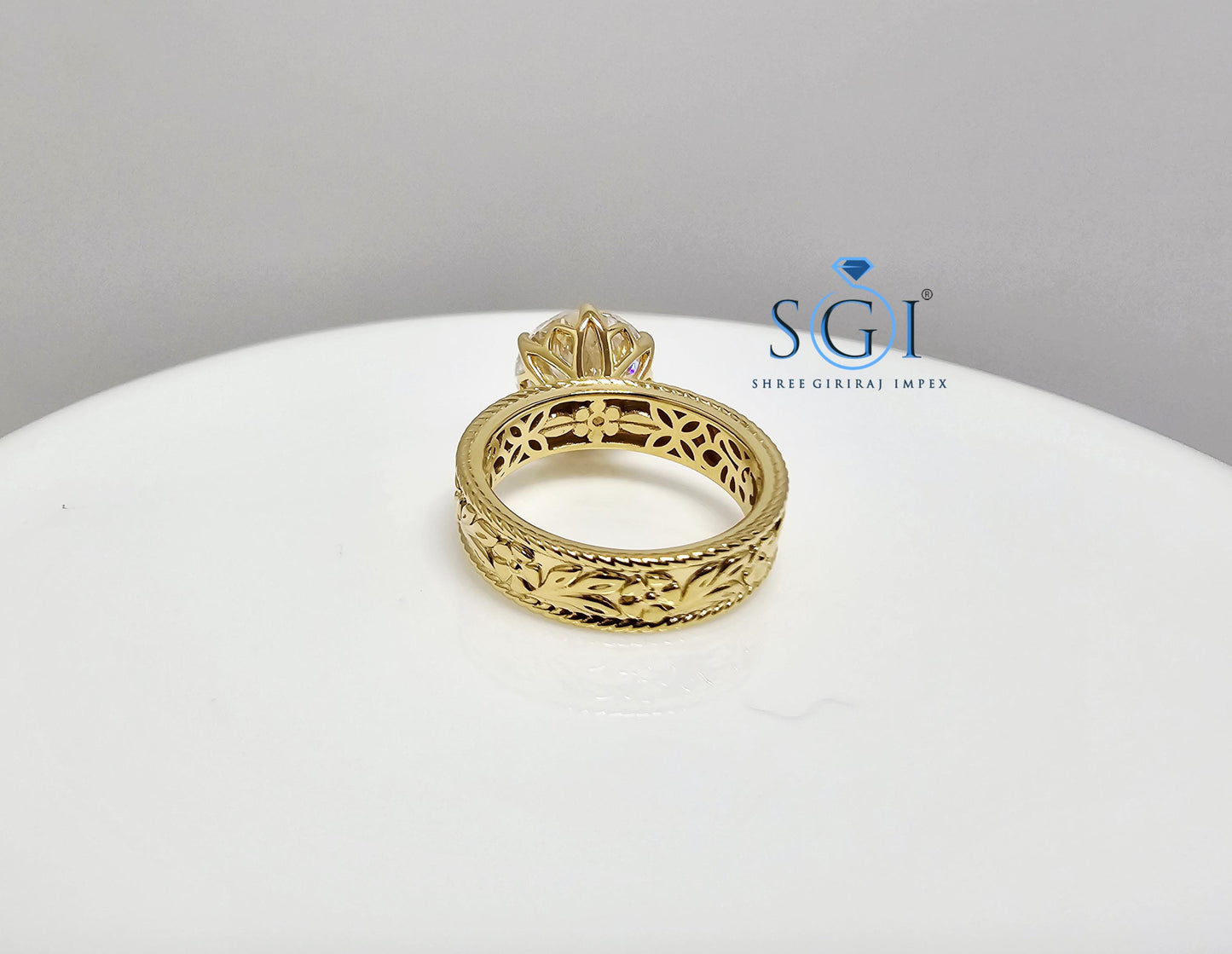 18K Yellow Gold Ring: 3.51 Ct Lab-Grown Portuguese Cut Diamond