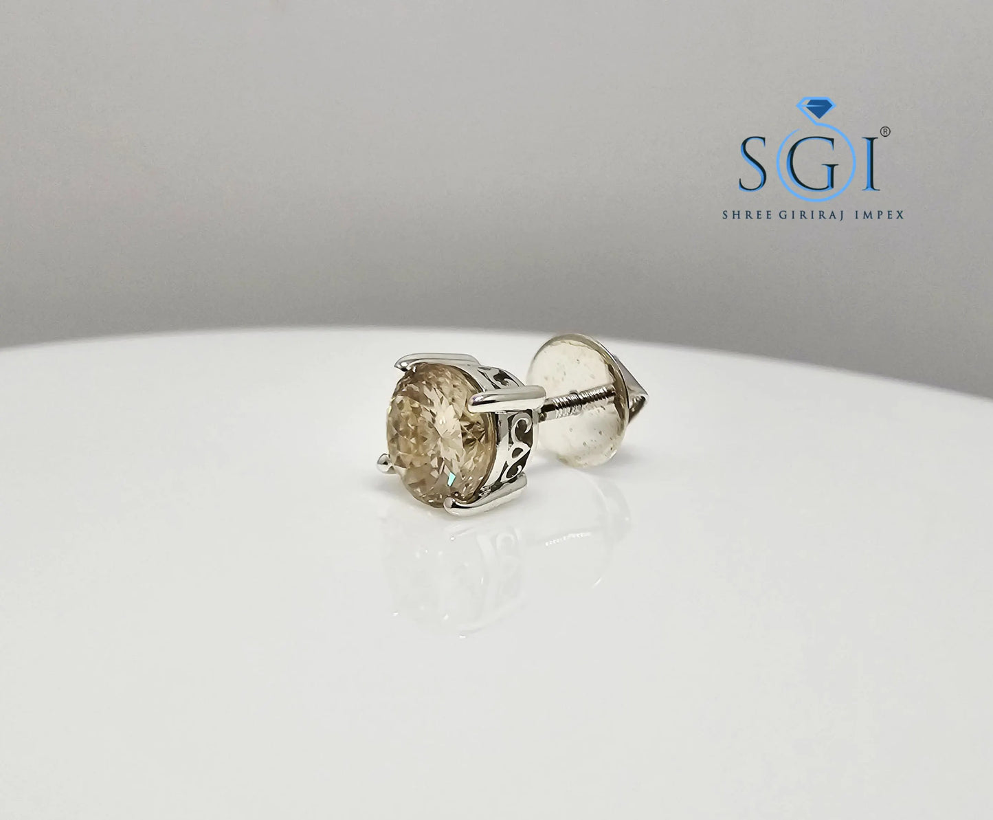 Men’s 6.5mm Fancy Yellow Moissanite Stud – 1CT Solitaire in White Gold