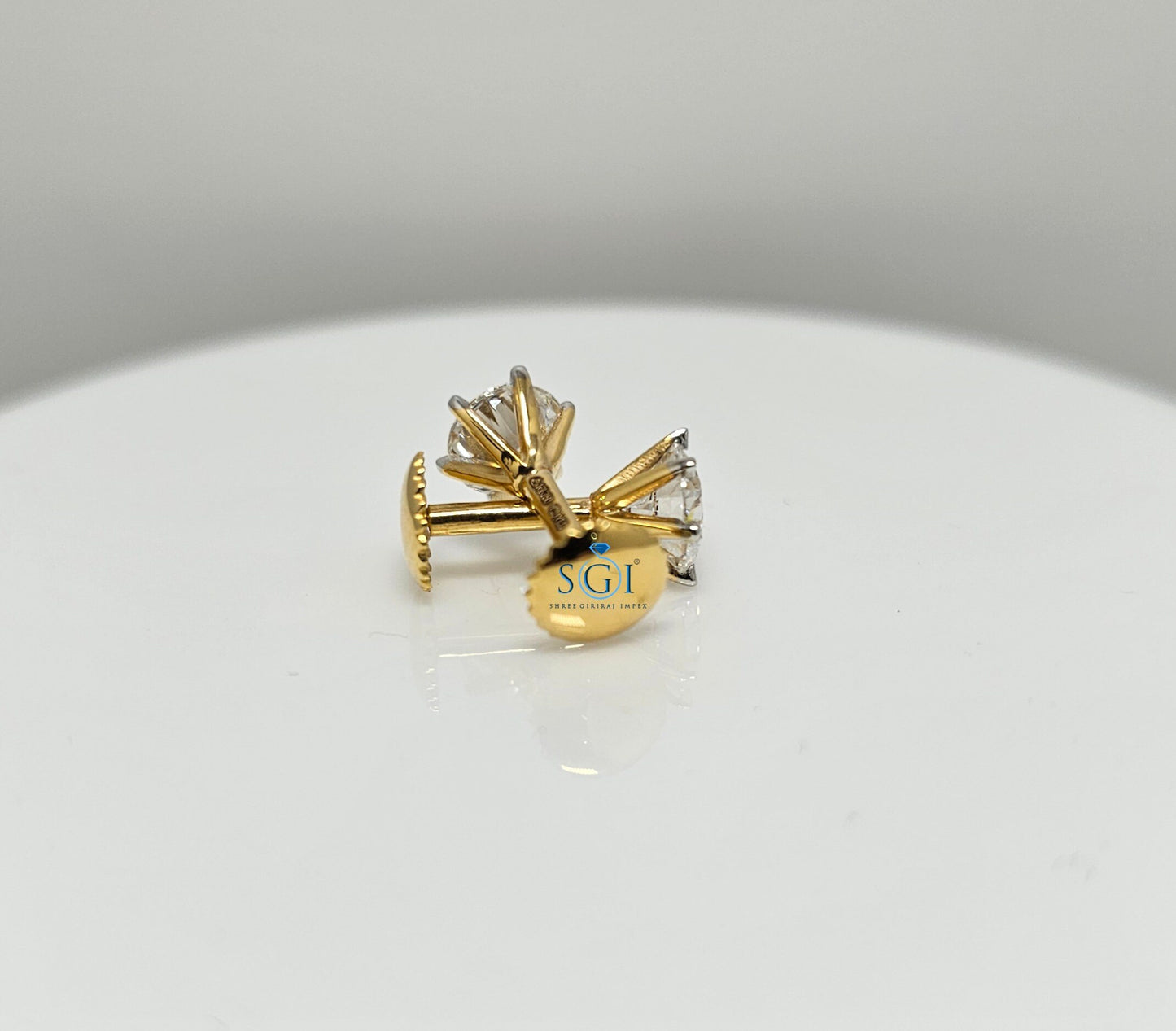 2ctw Lab Grown Diamond Stud Earrings: E VS1 Yellow Gold