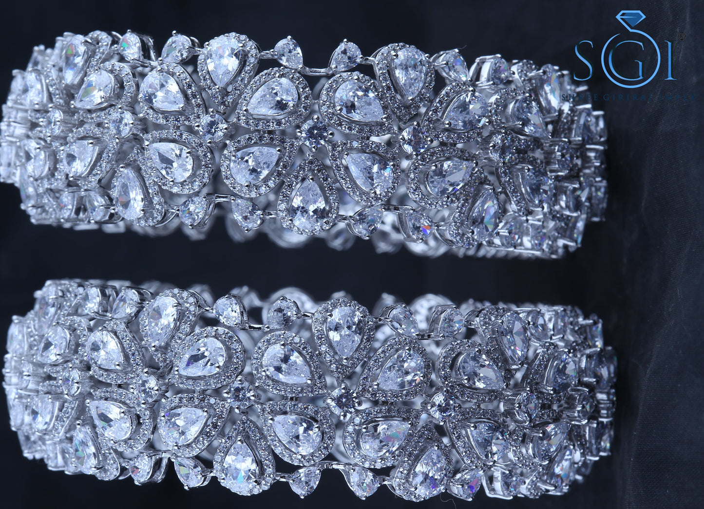 50ctw  White Pear Shape And Round Fancy Cut Moissanite Diamond Bangles,Pretty Look Fancy Womens Bagles, Latest Bridal Wear Bangles Collection. 14K White Silver Pear Jewelry Amazing Wedding Bridal 2 Pair Bagles Set