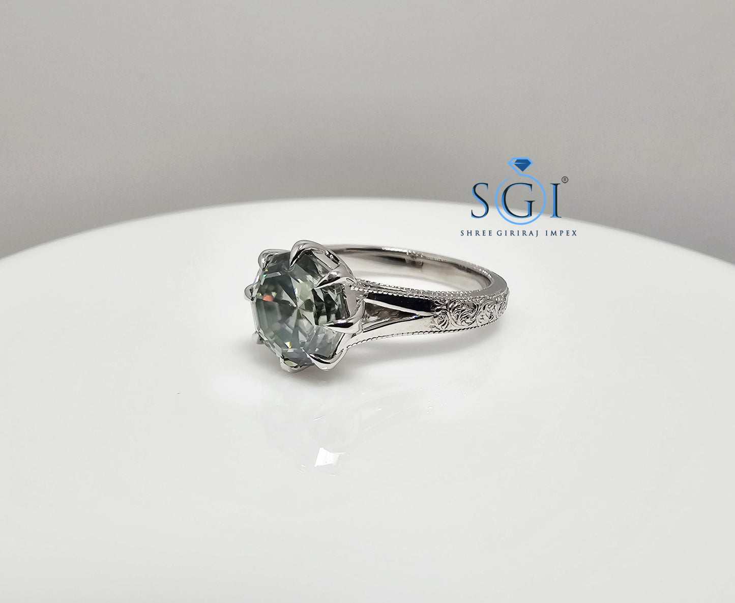 Elegant 3Ct Natural Green Octa Hexagon Moissanite Ring in Silver Vintage StyleJewelry