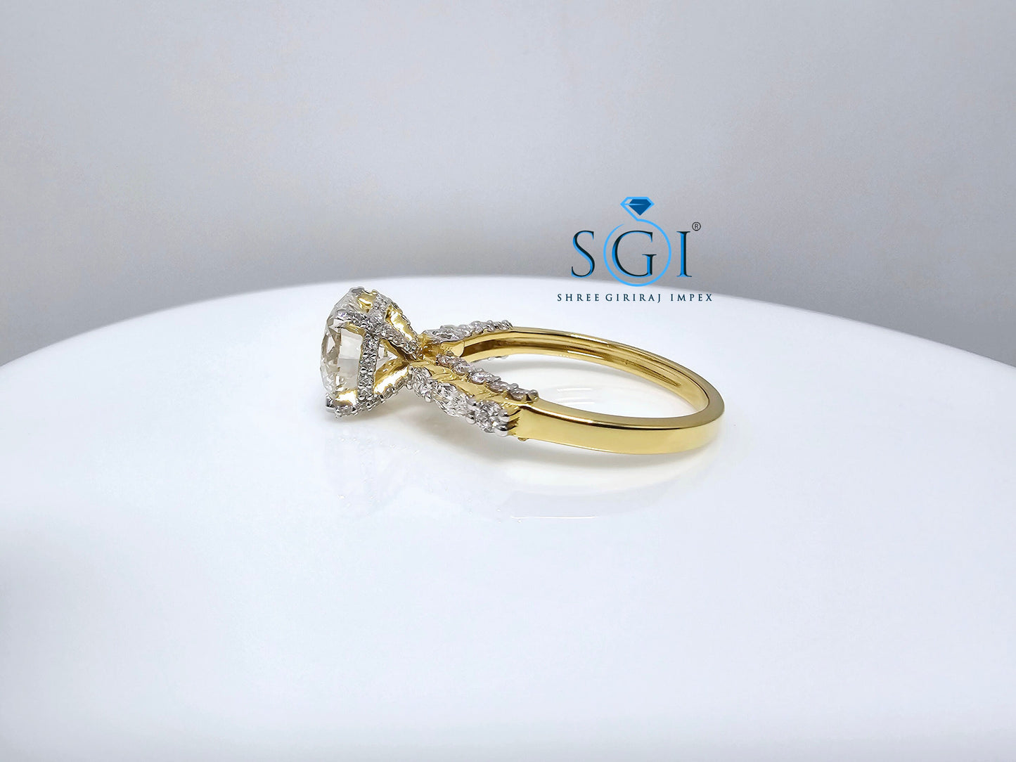 Yellow Gold Lab Grown Diamond Ring – 3 CTW with Marquise and Star Accents