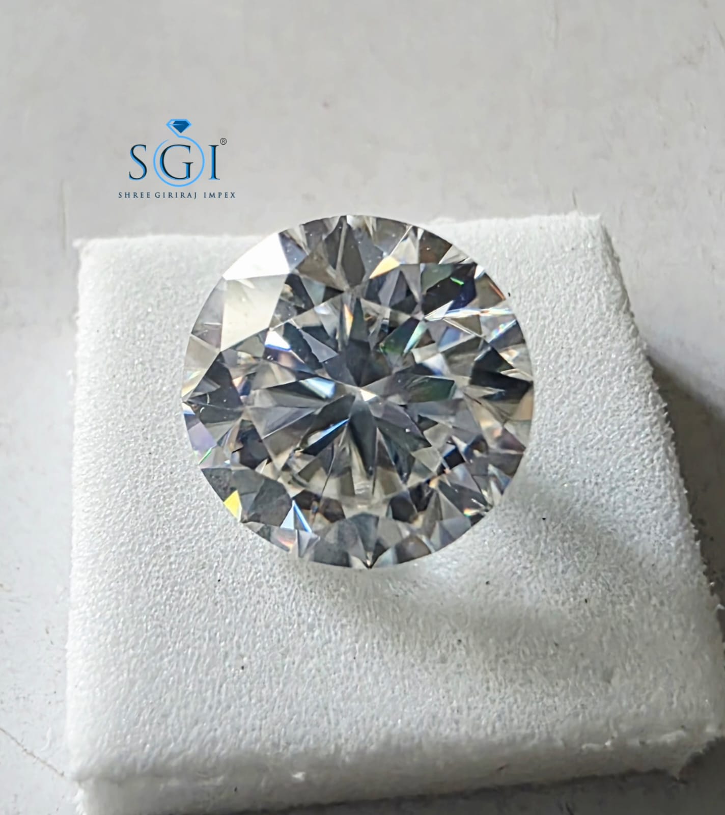2.16 CT Round Moissanite Loose Stone, 8.5mm D Color VVS1 GRA Certified Gemstone, Premium Diamond Alternative, Custom Jewelry Stone