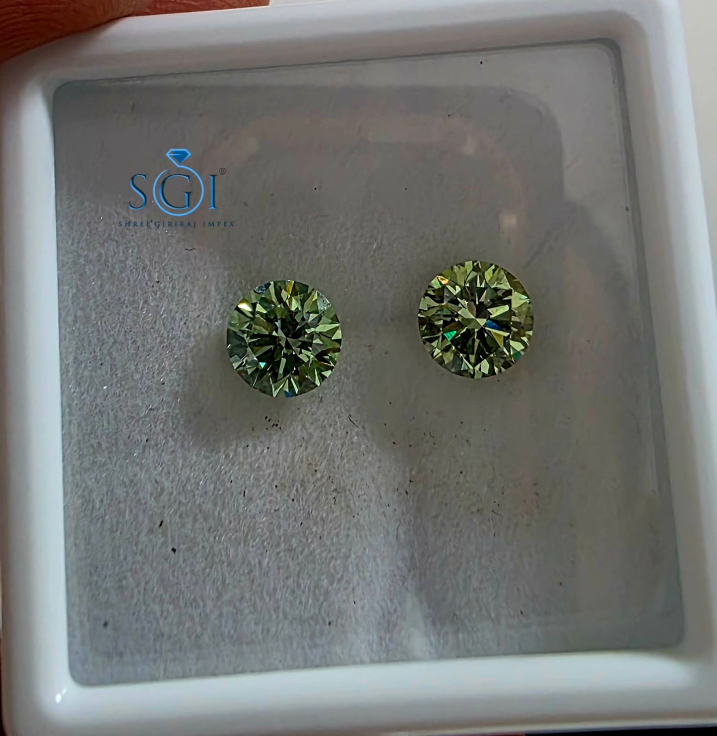 **4 CTW 8mm Round Fancy Green Lab Grown Diamonds | Premium CVD Green Lab Created Loose Stones for Custom Jewelry**